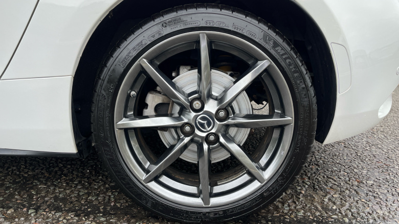 Mazda MX-5 2.0 Sport Nav 2dr Petrol Convertible